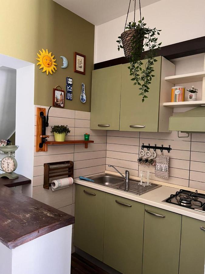 La casa di Gigi Apartment Fossa Bagian luar foto